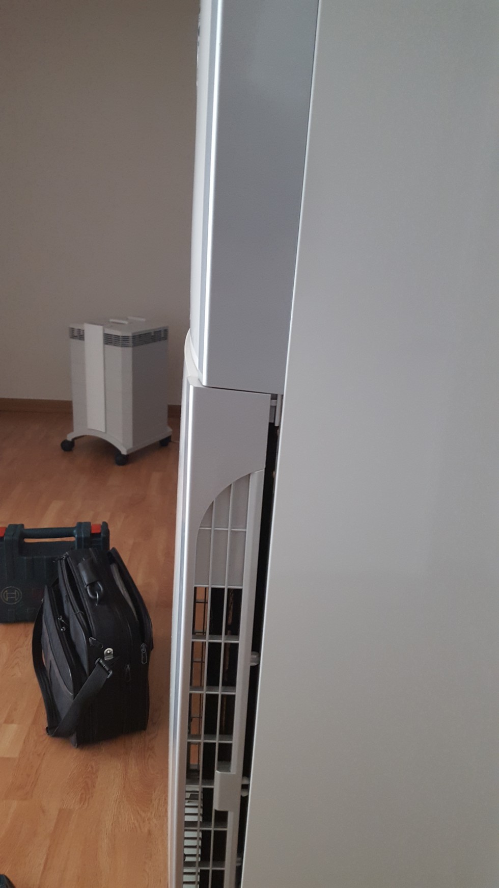 PW-F18C 이파람 냉풍기, 수냉식 에어컨 측면